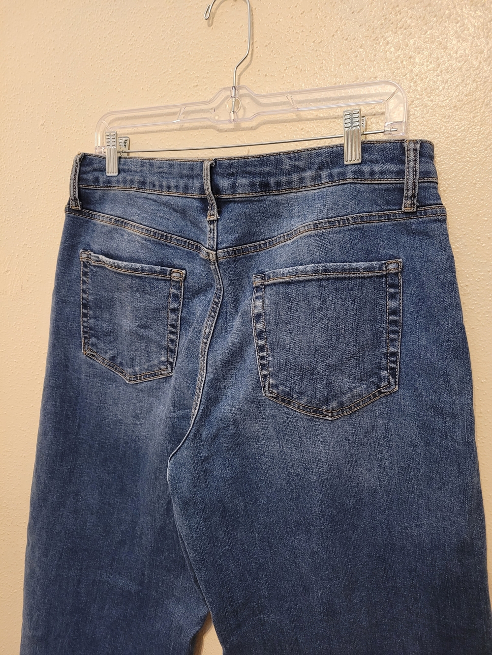 Loveivet by Vervet LV1134 High Rise Wide Leg Cropped Raw Hem Jeans Size 31/13 - Picture 8 of 8